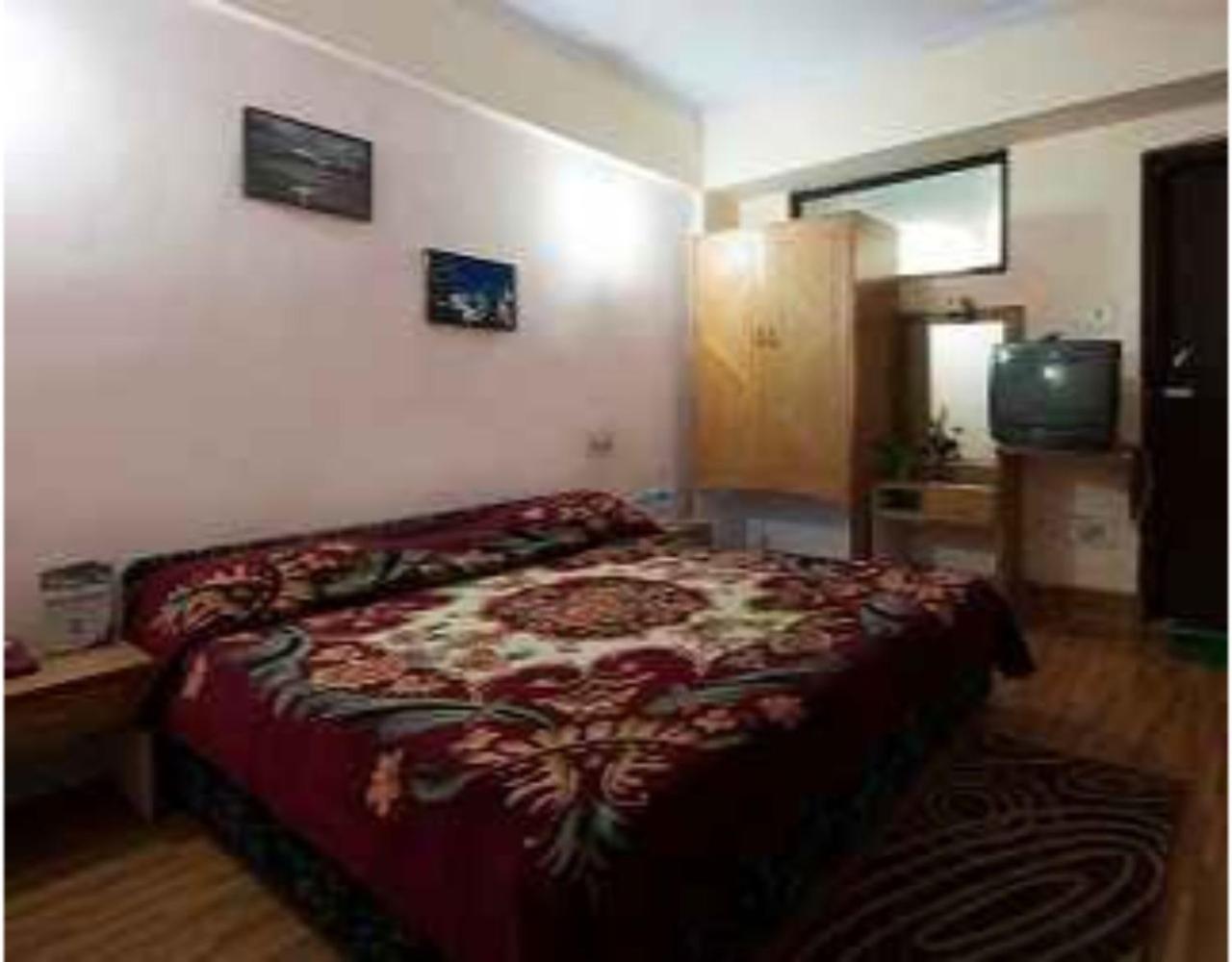 Anamika Hotel Nainital Luaran gambar
